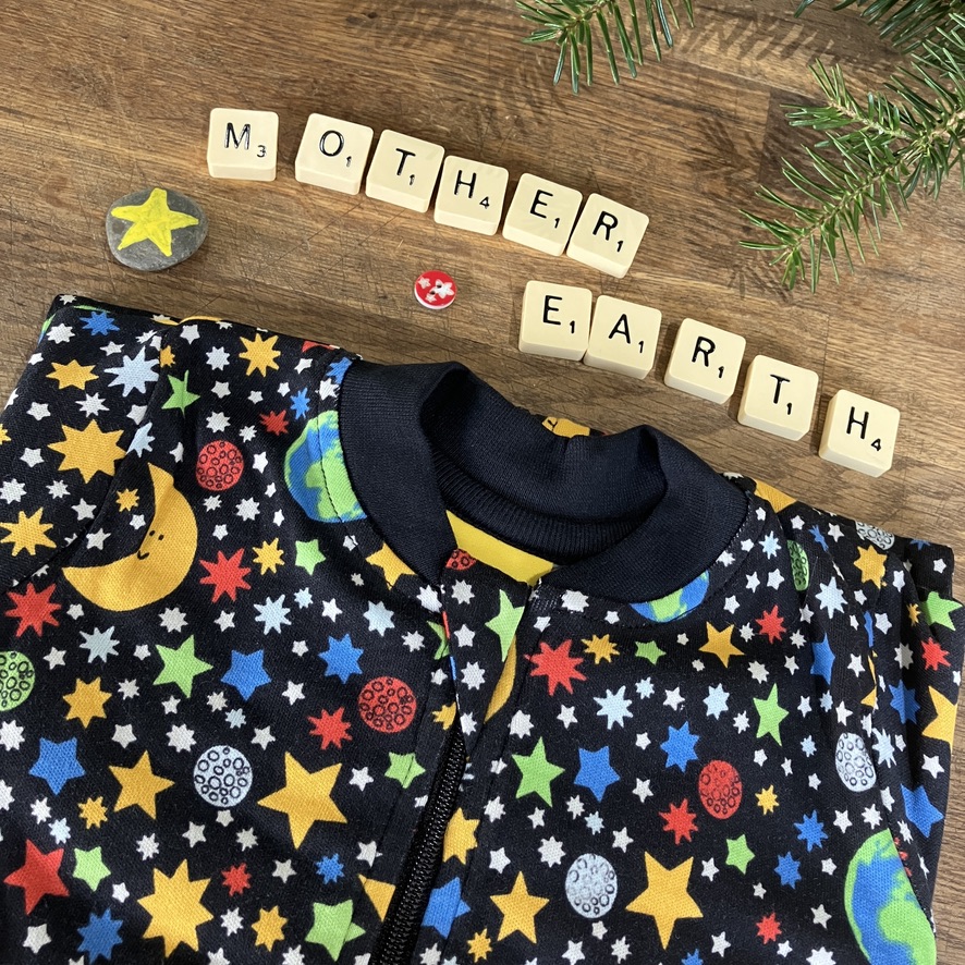 DUNS Sweden bee dress